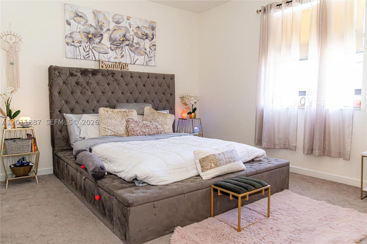 Real estate property located at 10599 33rd Ct, Miami-dade, Aquabella Section Two, Hialeah, FL