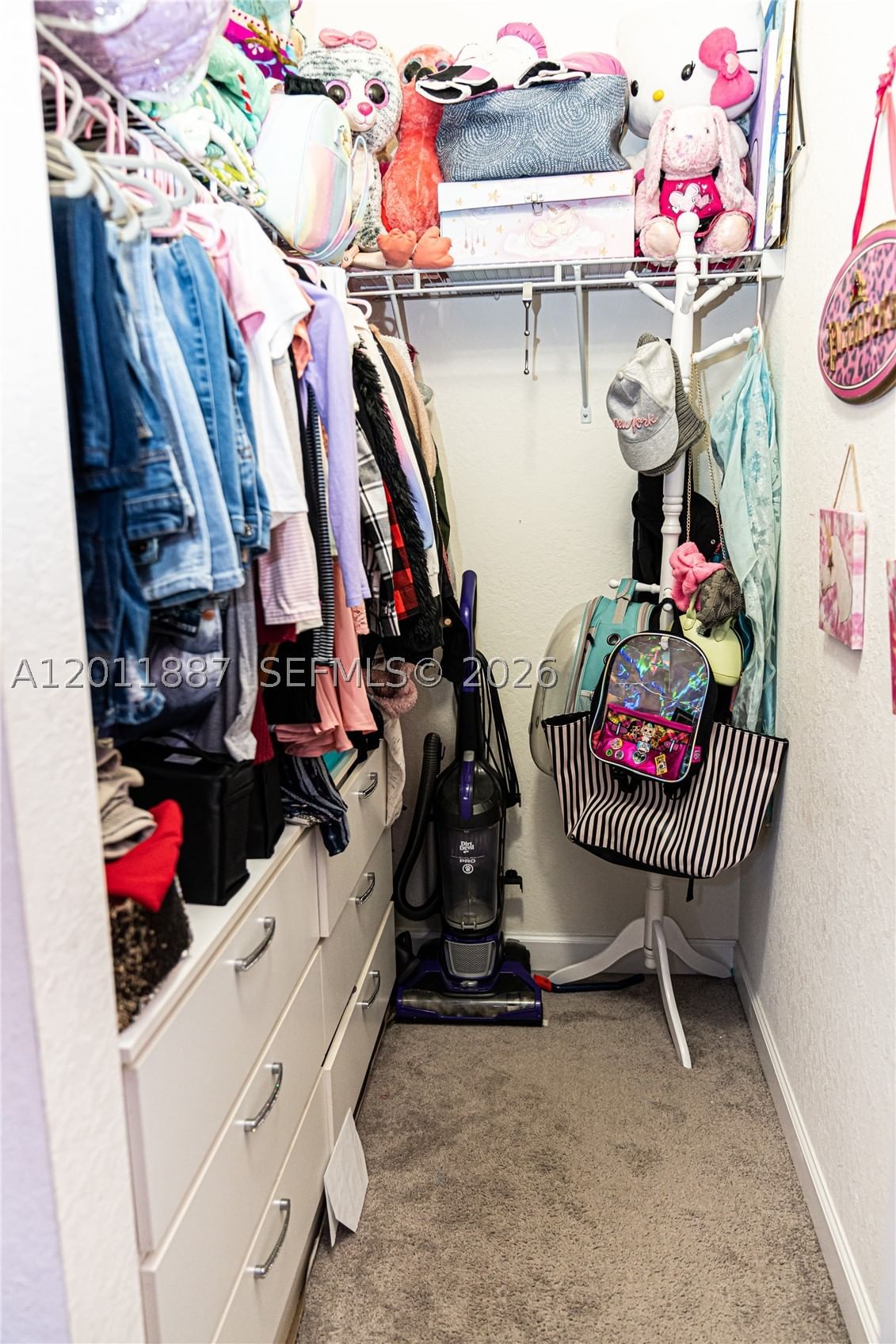 Real estate property located at 10599 33rd Ct, Miami-dade, Aquabella Section Two, Hialeah, FL