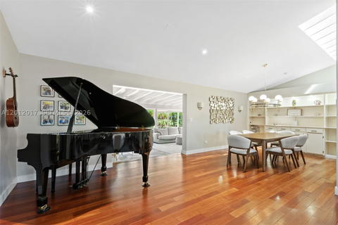 Real estate property located at 11220 74th Ave, Miami-dade, Killian Knolls Sec 1, Pinecrest, FL