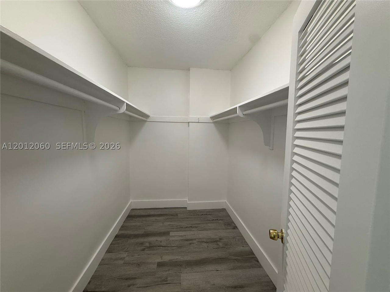 Real estate property located at 3505 Ocean Dr #310, Broward, Alexander Towers Condo, Hollywood, FL