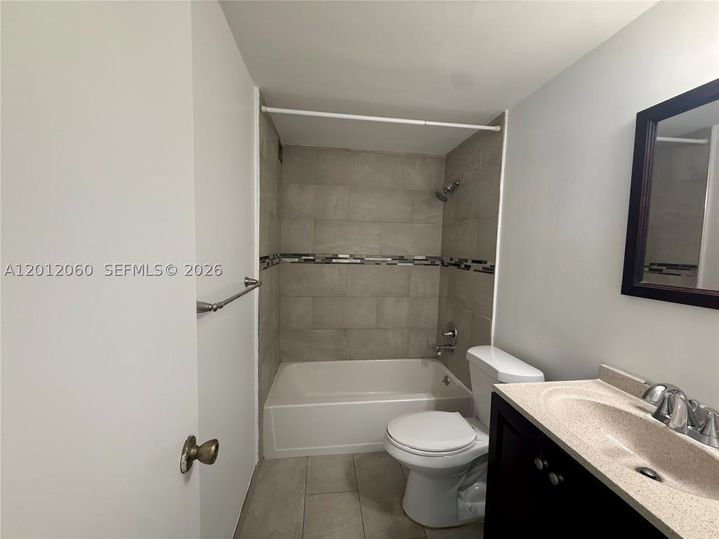 Real estate property located at 3505 Ocean Dr #310, Broward, Alexander Towers Condo, Hollywood, FL