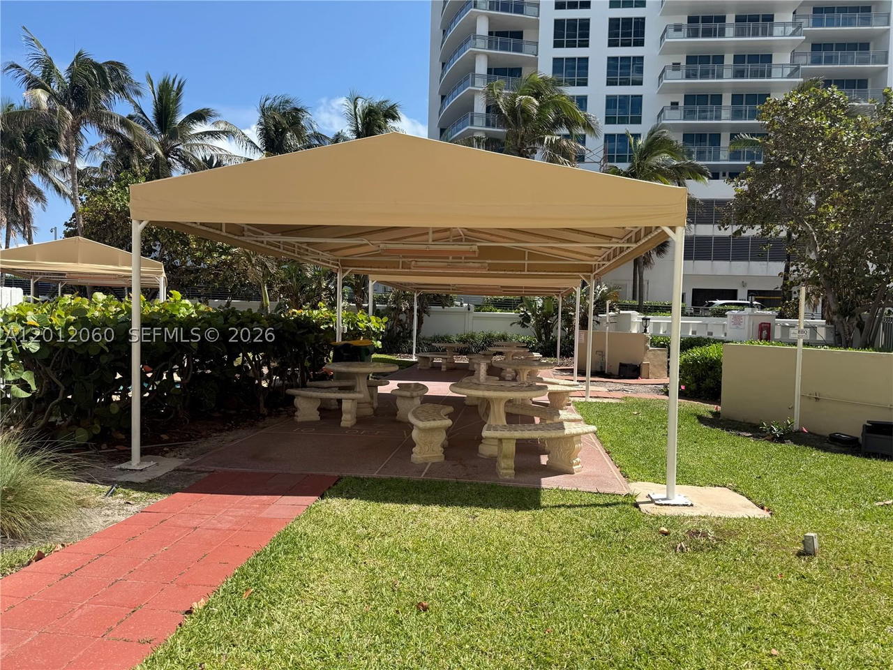 Real estate property located at 3505 Ocean Dr #310, Broward, Alexander Towers Condo, Hollywood, FL
