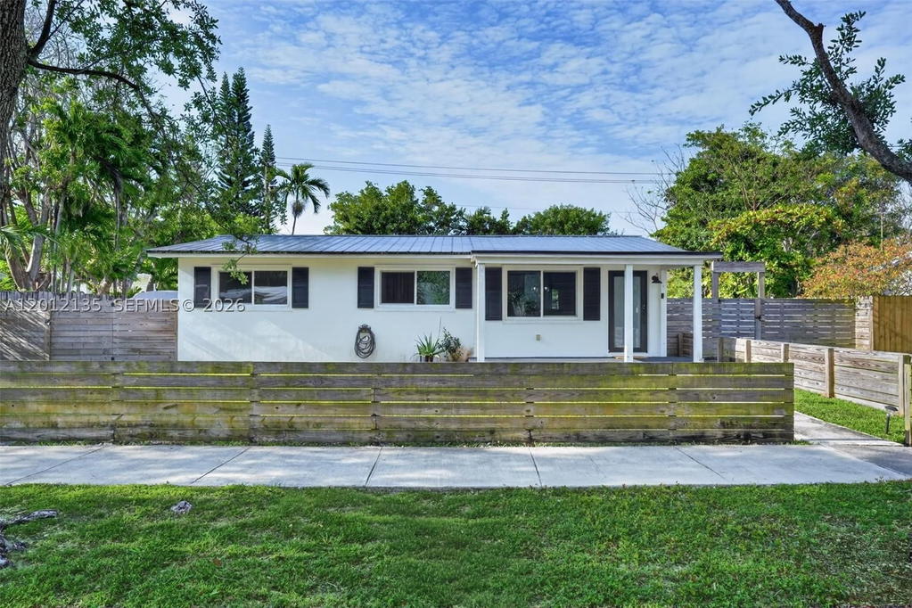 Real estate property located at 9240 Marine Dr, Miami-dade, Cutler Ridge Sec 4, Cutler Bay, FL