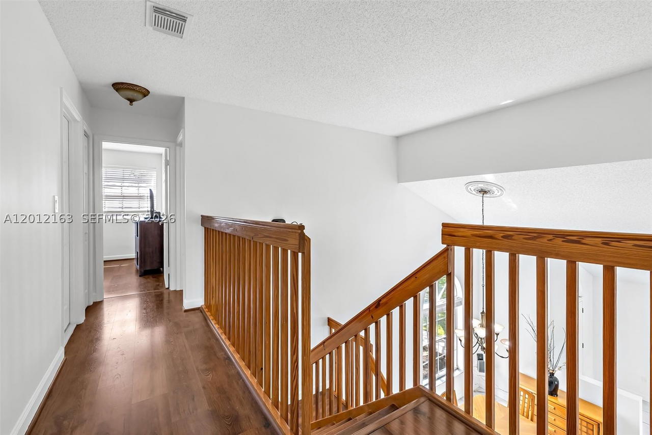 Real estate property located at 1910 180th Way, Broward, Silver Lakes At Pembroke, Pembroke Pines, FL
