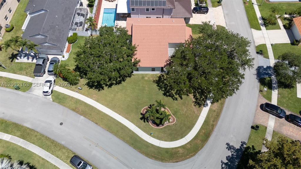 Real estate property located at 1910 180th Way, Broward, Silver Lakes At Pembroke, Pembroke Pines, FL