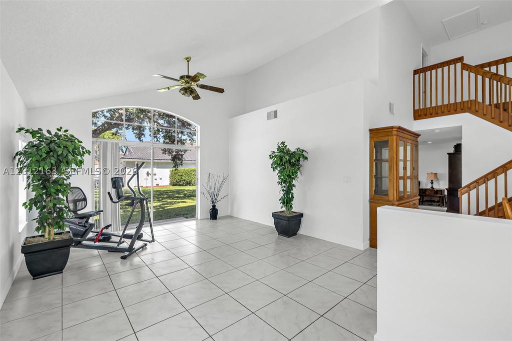 Real estate property located at 1910 180th Way, Broward, Silver Lakes At Pembroke, Pembroke Pines, FL