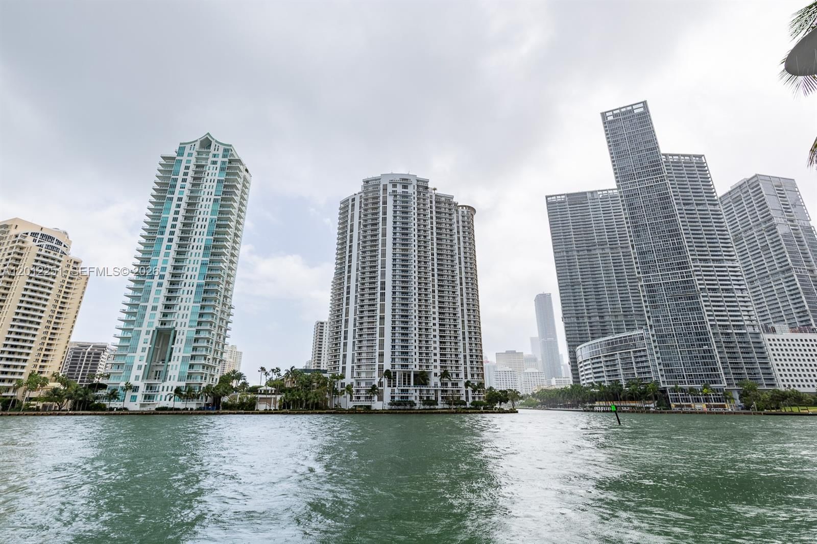 Real estate property located at 901 Brickell Key Blvd #3607, Miami-dade, Carbonell Condo, Miami, FL