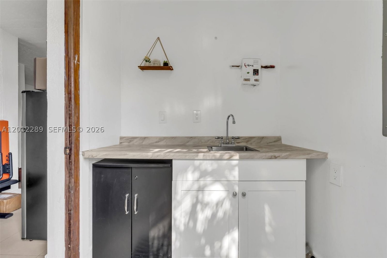 Real estate property located at 11500 57th Ter, Miami-dade, Westwood Lake 8th Addn, Miami, FL
