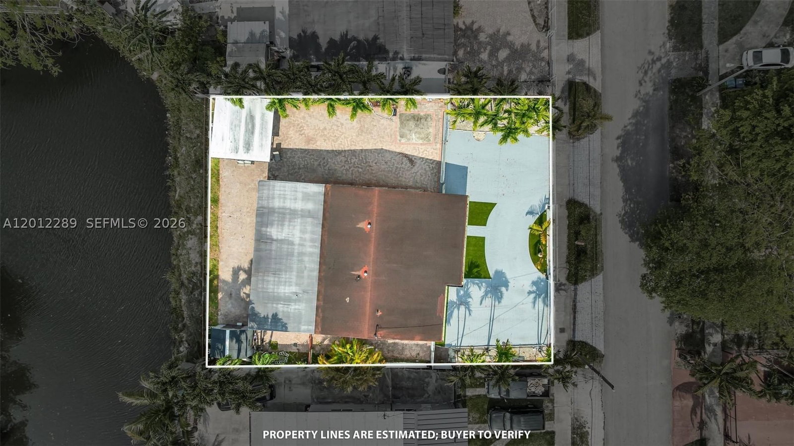 Real estate property located at 11500 57th Ter, Miami-dade, Westwood Lake 8th Addn, Miami, FL