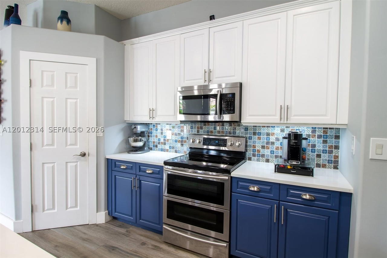 Real estate property located at 2910 Fairways Dr, Miami-dade, Fairways At Keys Gate, Homestead, FL