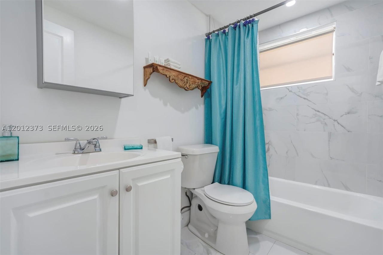 Real estate property located at 4015 Indian Creek Dr #106, Miami-dade, La Fleurette, Miami Beach, FL