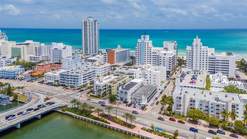 Real estate property located at 4015 Indian Creek Dr #106, Miami-dade, La Fleurette, Miami Beach, FL