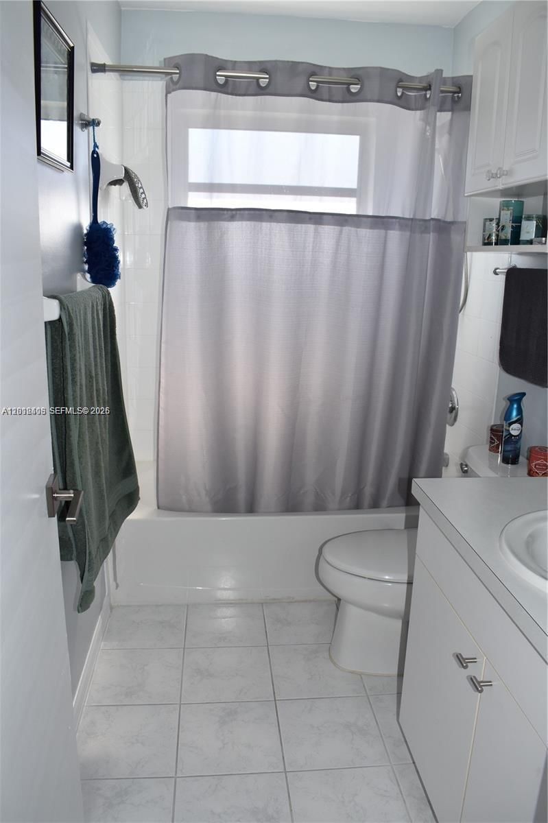 Real estate property located at 15639 SPRING LINE LN, Lee, Reserve At Buckingham, Fort Myers, FL