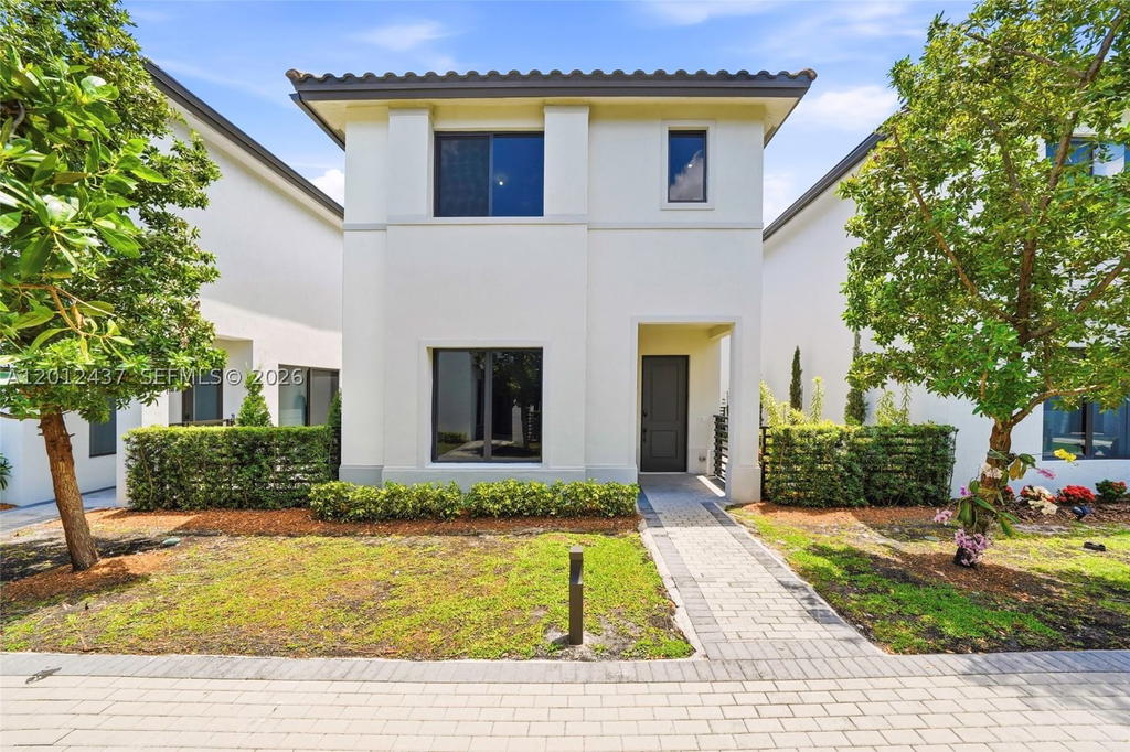Real estate property located at 4356 80th Ave, Miami-dade, Canarias East, Doral, FL