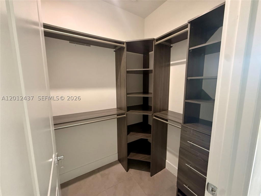 Real estate property located at 4356 80th Ave, Miami-dade, Canarias East, Doral, FL