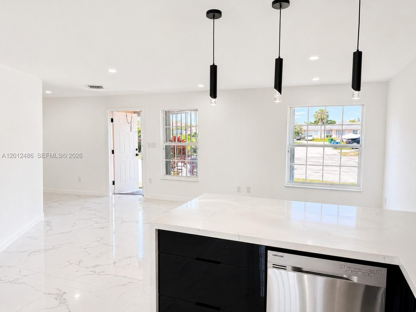 Real estate property located at 20107 27th Cir, Miami-dade, Leslie Estates Sec Six, Miami Gardens, FL