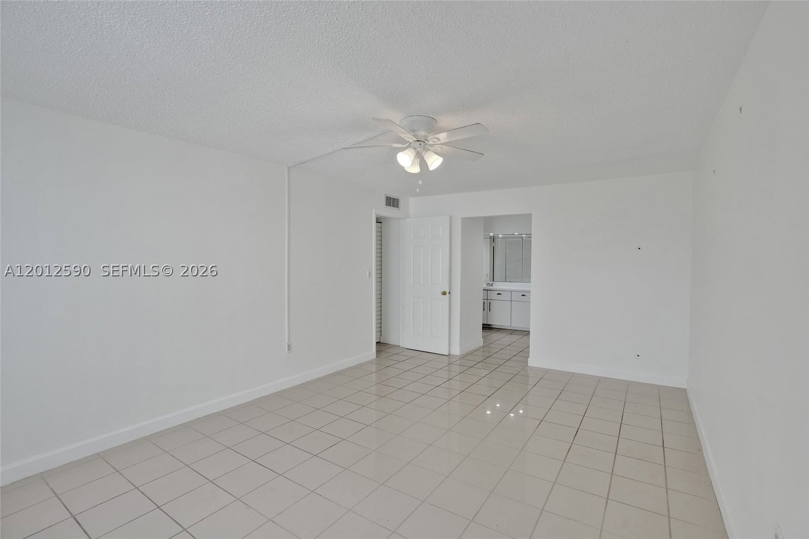 Real estate property located at 14250 62nd St #408, Miami-dade, Cypress Club Of Kendale C, Miami, FL