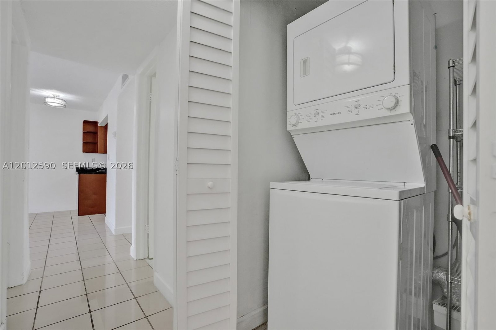 Real estate property located at 14250 62nd St #408, Miami-dade, Cypress Club Of Kendale C, Miami, FL
