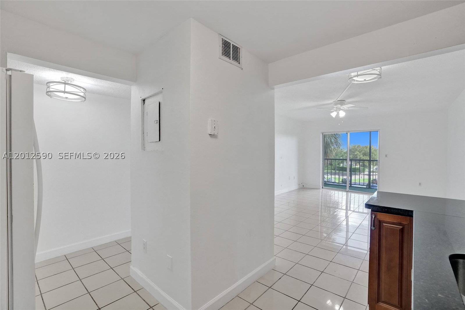 Real estate property located at 14250 62nd St #408, Miami-dade, Cypress Club Of Kendale C, Miami, FL