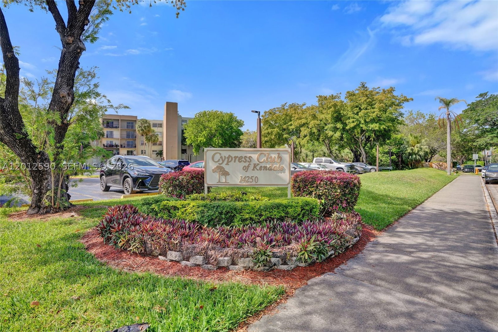 Real estate property located at 14250 62nd St #408, Miami-dade, Cypress Club Of Kendale C, Miami, FL