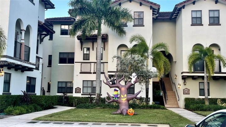 Real estate property located at 10620 88th St #205, Miami-dade, Adagio At Central Park Co, Doral, FL