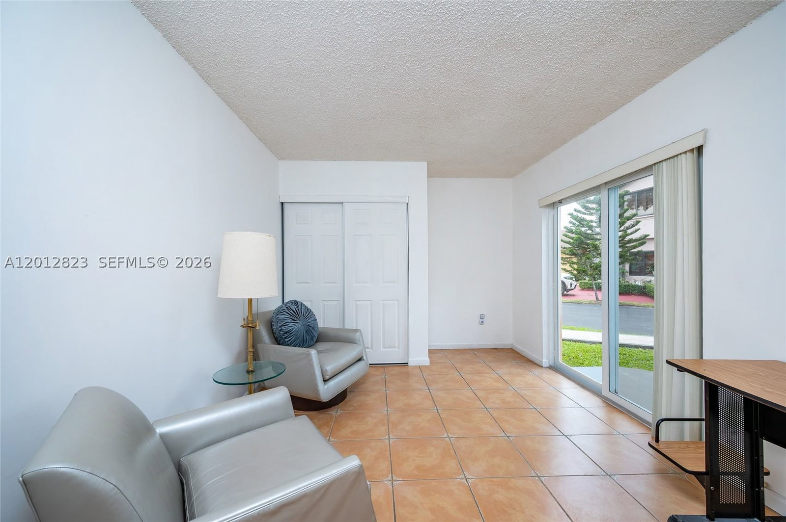 Real estate property located at 1007 106th Ave Cir, Miami-dade, Fontainebleau Park West V, Miami, FL