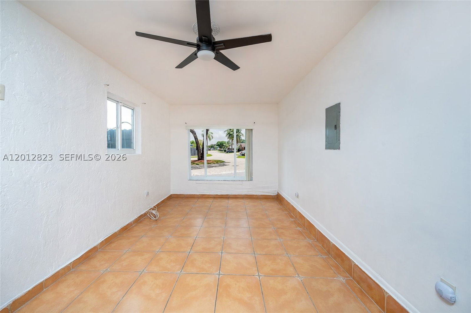 Real estate property located at 1007 106th Ave Cir, Miami-dade, Fontainebleau Park West V, Miami, FL