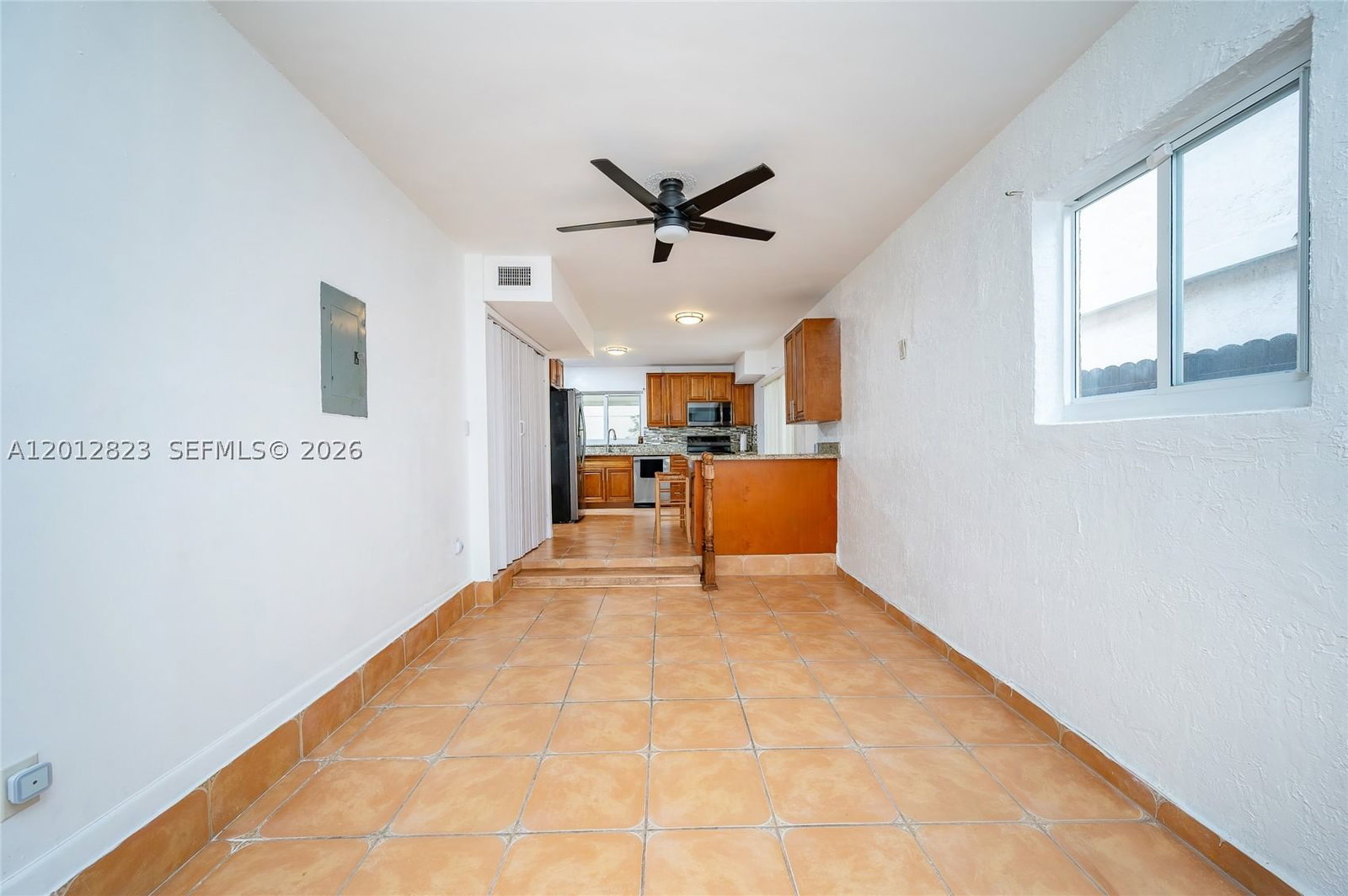 Real estate property located at 1007 106th Ave Cir, Miami-dade, Fontainebleau Park West V, Miami, FL