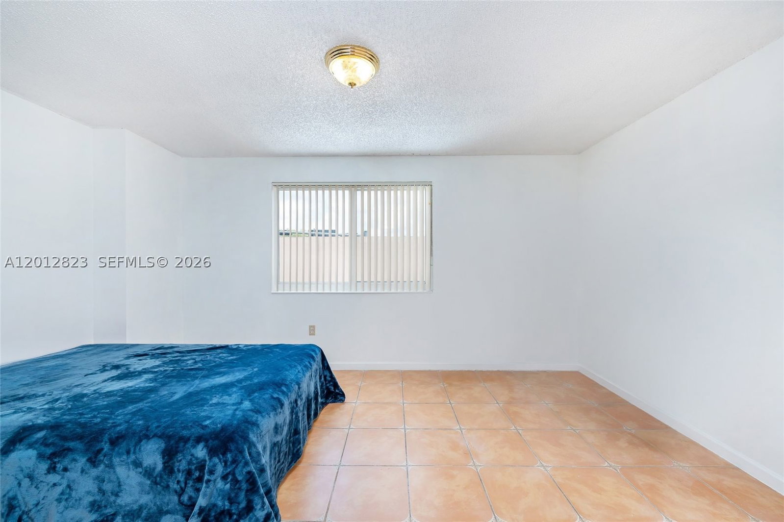 Real estate property located at 1007 106th Ave Cir, Miami-dade, Fontainebleau Park West V, Miami, FL