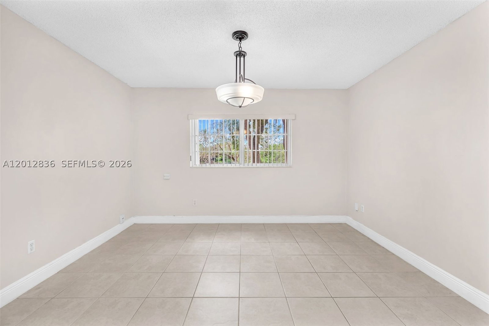 Real estate property located at 3690 56th Ave #903, Broward, Lakewood At Emerald Hills, Hollywood, FL