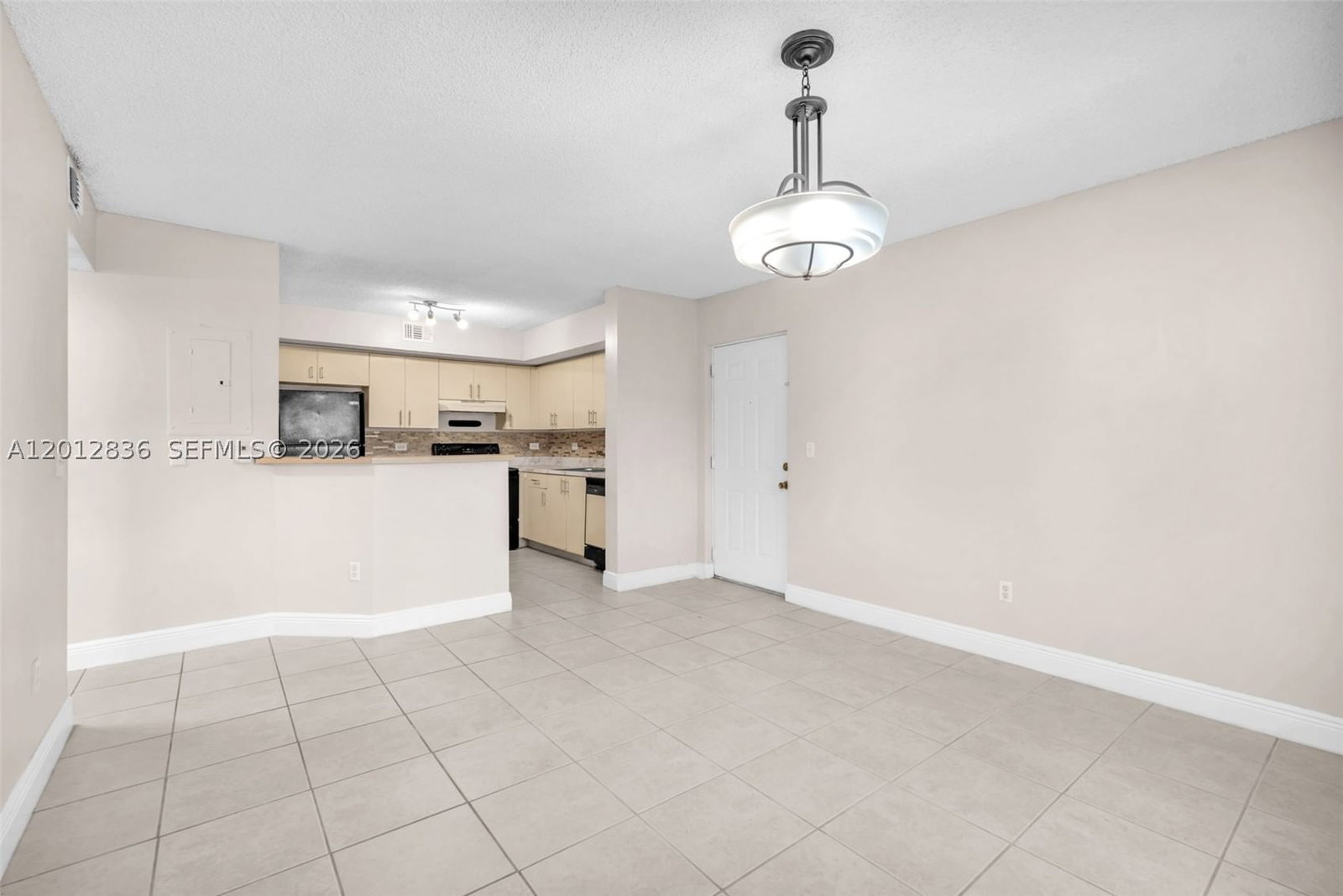Real estate property located at 3690 56th Ave #903, Broward, Lakewood At Emerald Hills, Hollywood, FL