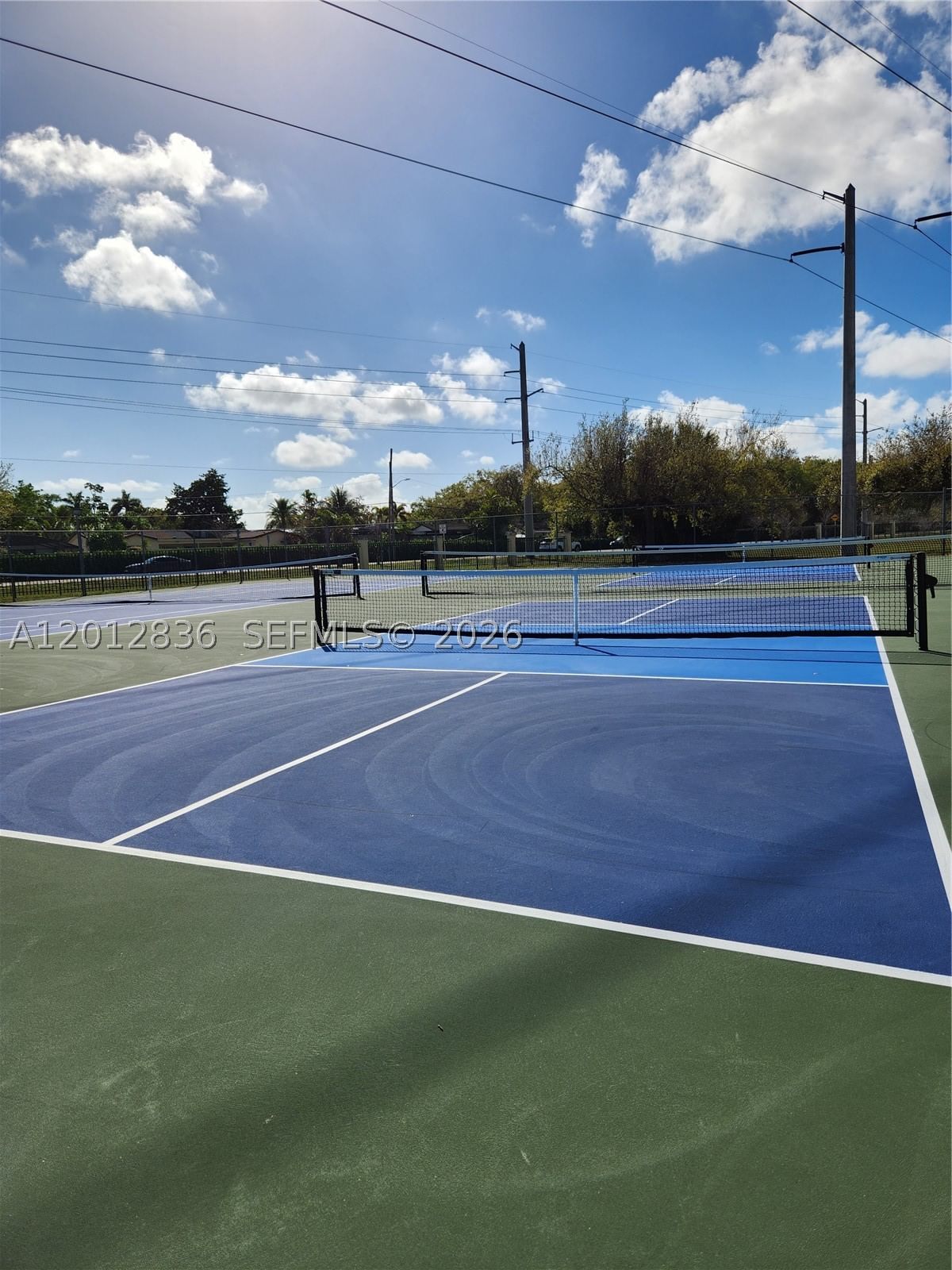 Real estate property located at 3690 56th Ave #903, Broward, Lakewood At Emerald Hills, Hollywood, FL