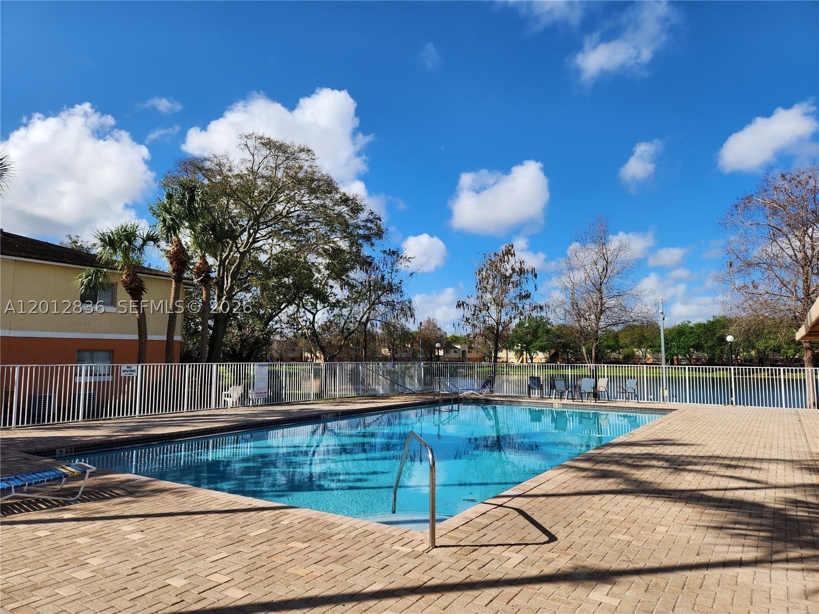Real estate property located at 3690 56th Ave #903, Broward, Lakewood At Emerald Hills, Hollywood, FL