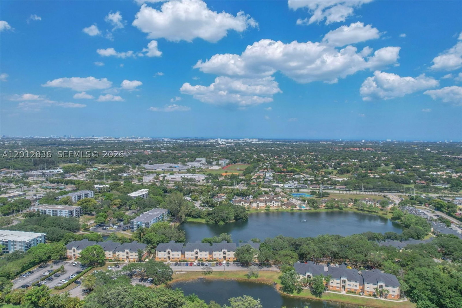 Real estate property located at 3690 56th Ave #903, Broward, Lakewood At Emerald Hills, Hollywood, FL