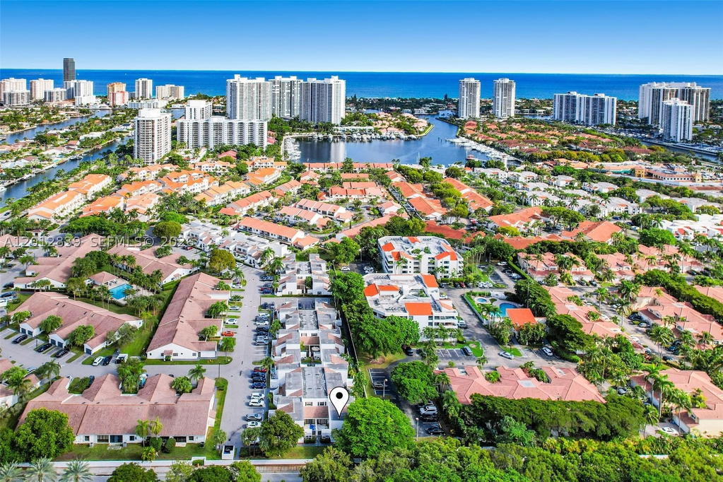 Real estate property located at 21216 Harbor Way #158-15, Miami-dade, Costain Villas Harbor Vil, Aventura, FL