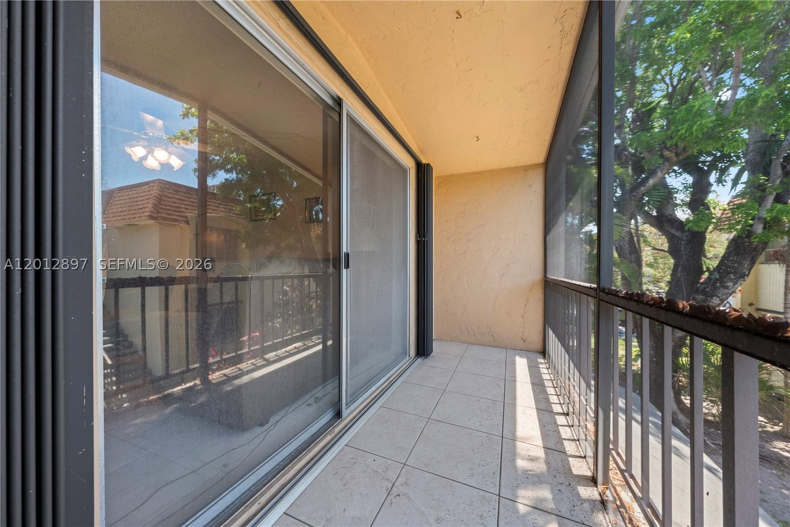 Real estate property located at 7829 Miller Dr B205, Miami-dade, Lakewood Villas Condo, Miami, FL