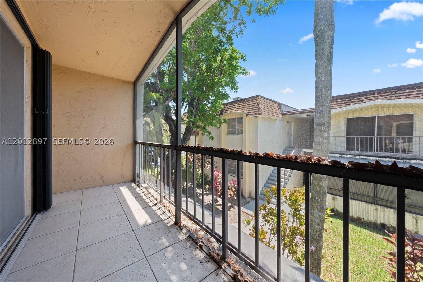 Real estate property located at 7829 Miller Dr B205, Miami-dade, Lakewood Villas Condo, Miami, FL