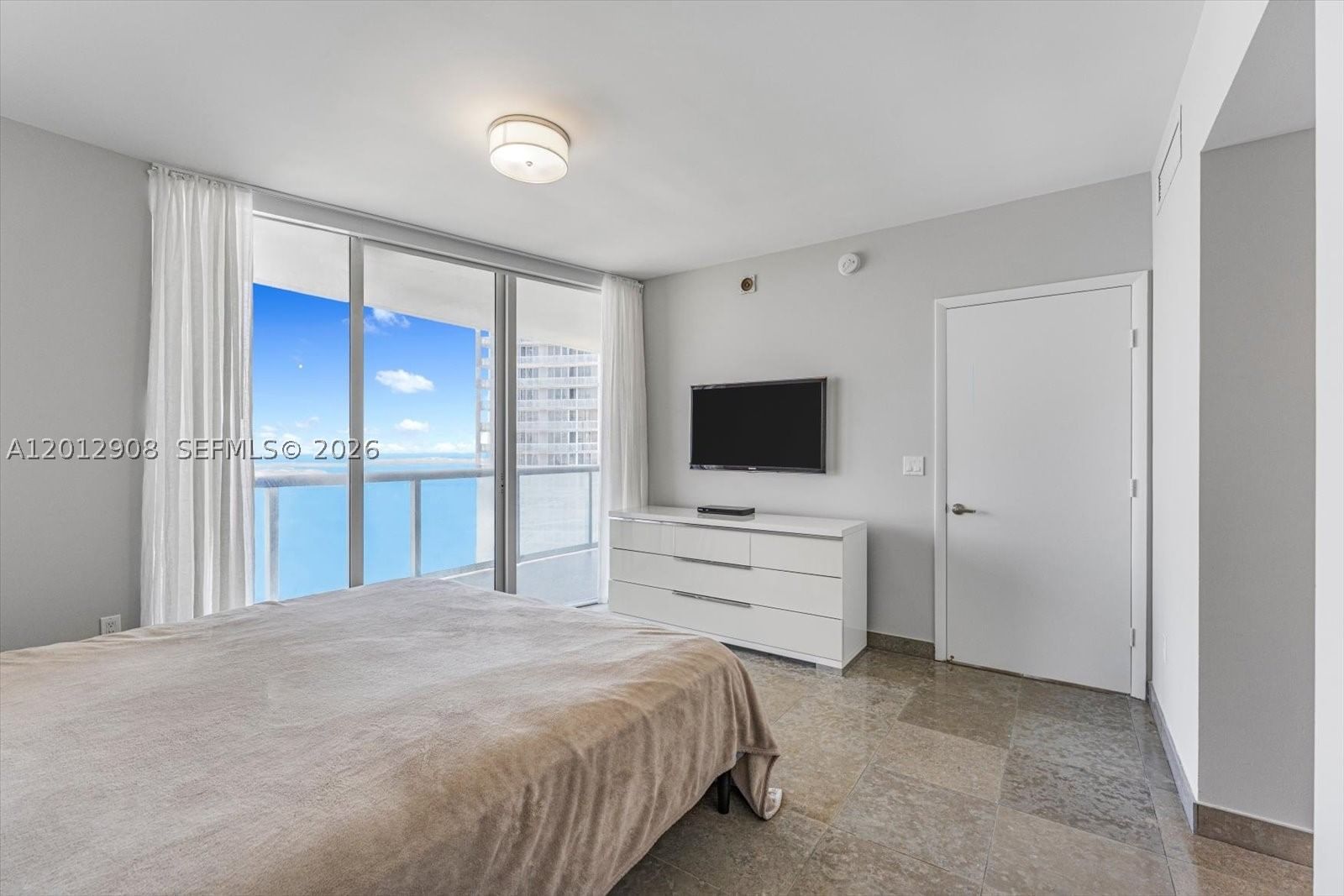 Real estate property located at 465 Brickell Ave #4805, Miami-dade, Iconbrickell Condo No 1, Miami, FL