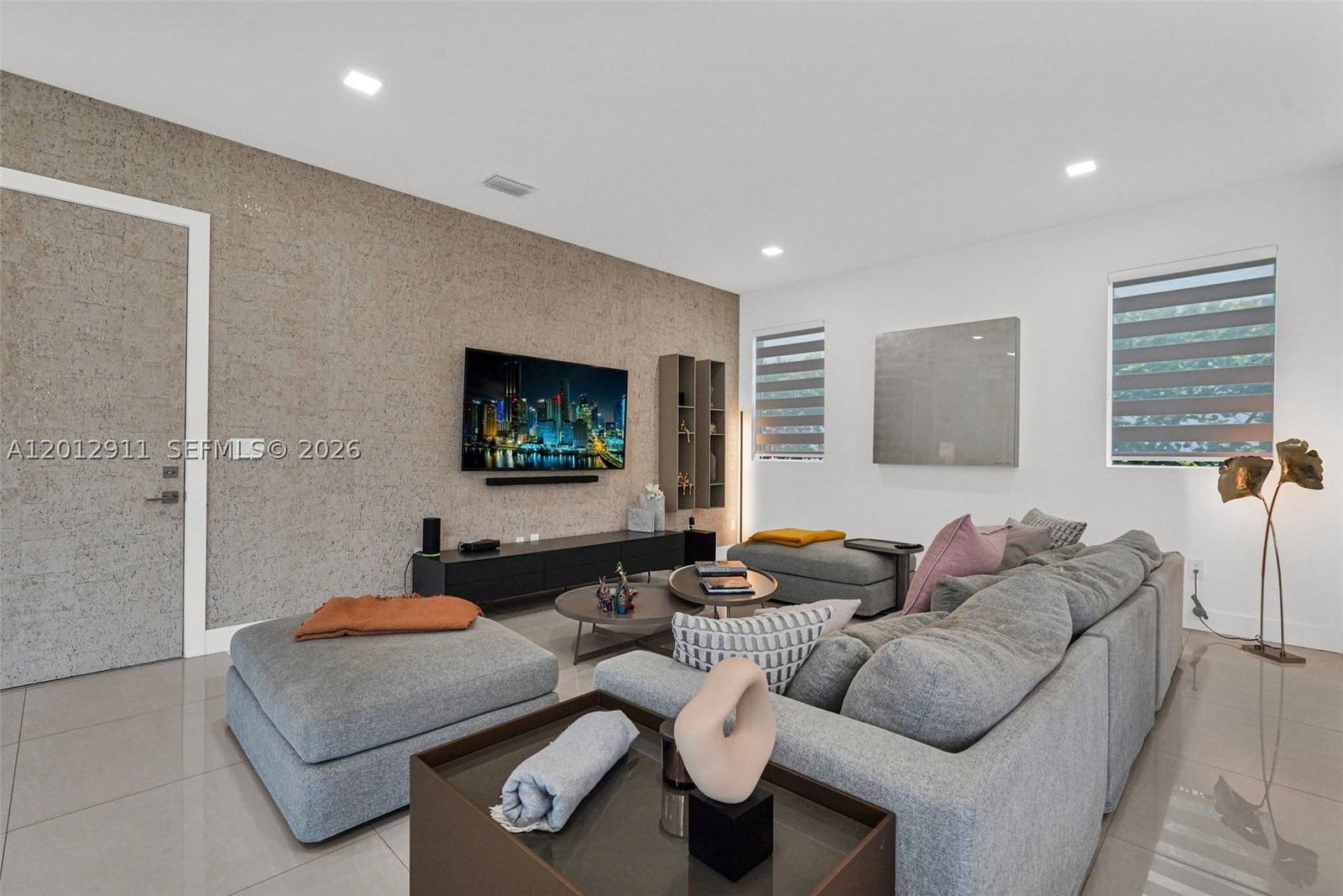 Real estate property located at 7509 99th Ave, Miami-dade, Doral Commons Residential, Doral, FL