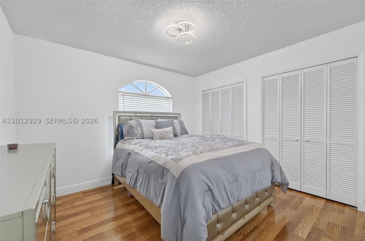Real estate property located at 14661 168th Ter, Miami-dade, Southwind Point, Miami, FL