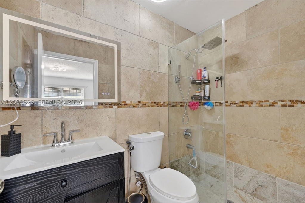 Real estate property located at 14661 168th Ter, Miami-dade, Southwind Point, Miami, FL