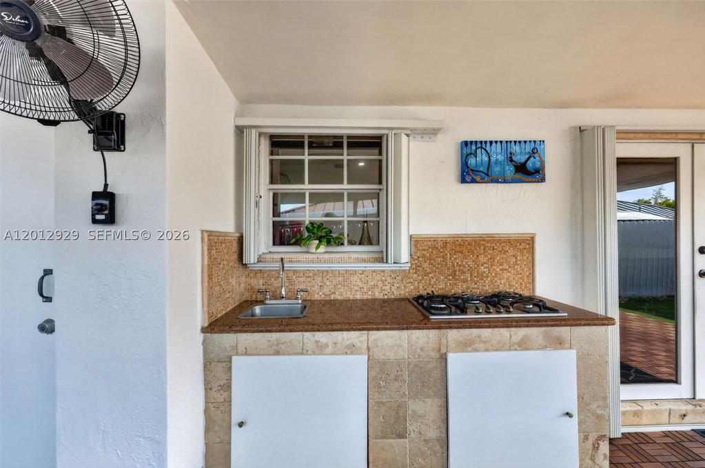 Real estate property located at 14661 168th Ter, Miami-dade, Southwind Point, Miami, FL