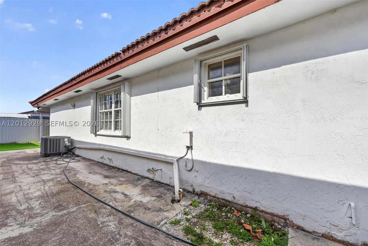 Real estate property located at 14661 168th Ter, Miami-dade, Southwind Point, Miami, FL