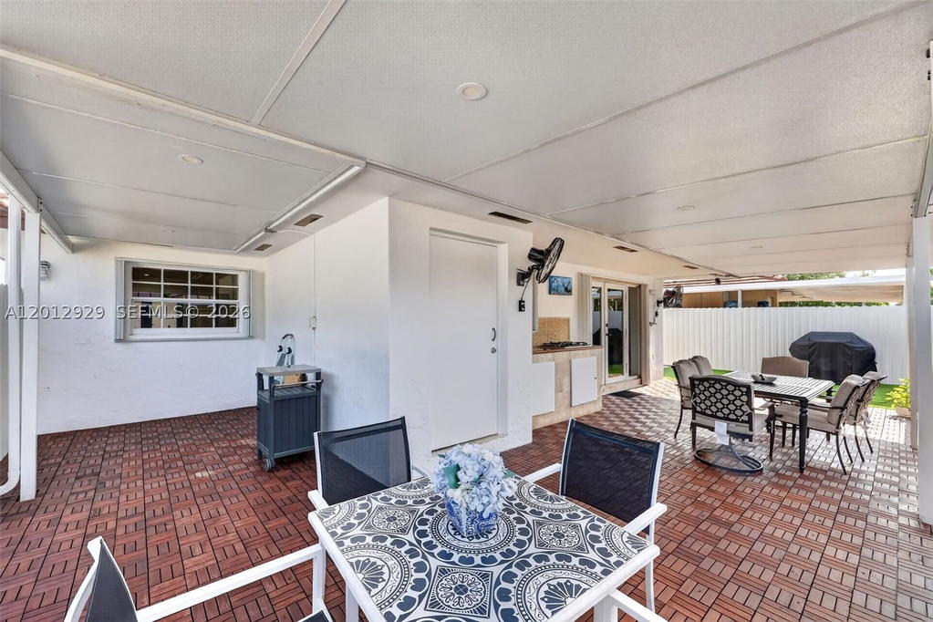 Real estate property located at 14661 168th Ter, Miami-dade, Southwind Point, Miami, FL