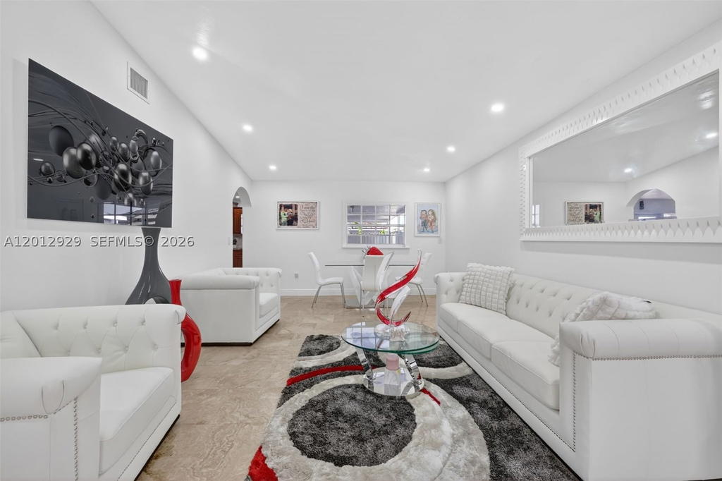 Real estate property located at 14661 168th Ter, Miami-dade, Southwind Point, Miami, FL