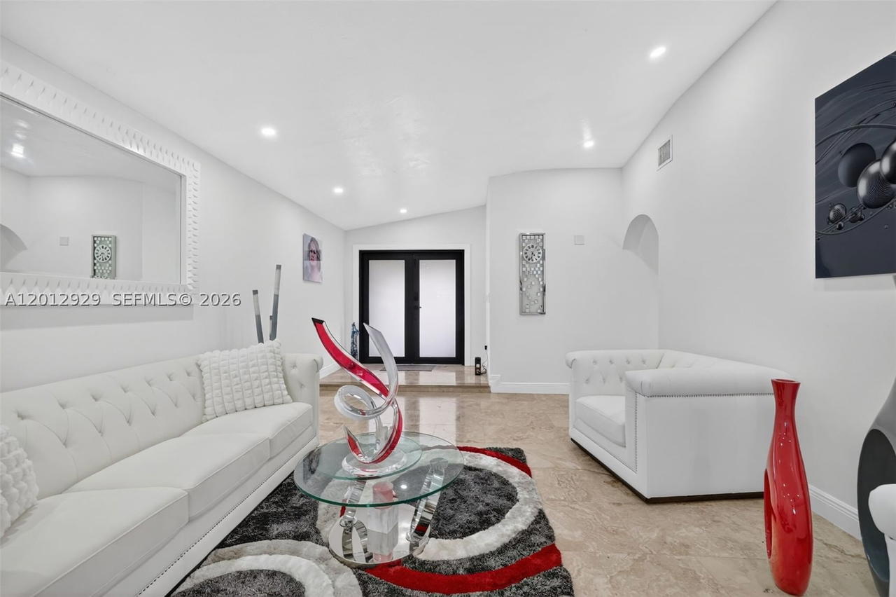 Real estate property located at 14661 168th Ter, Miami-dade, Southwind Point, Miami, FL