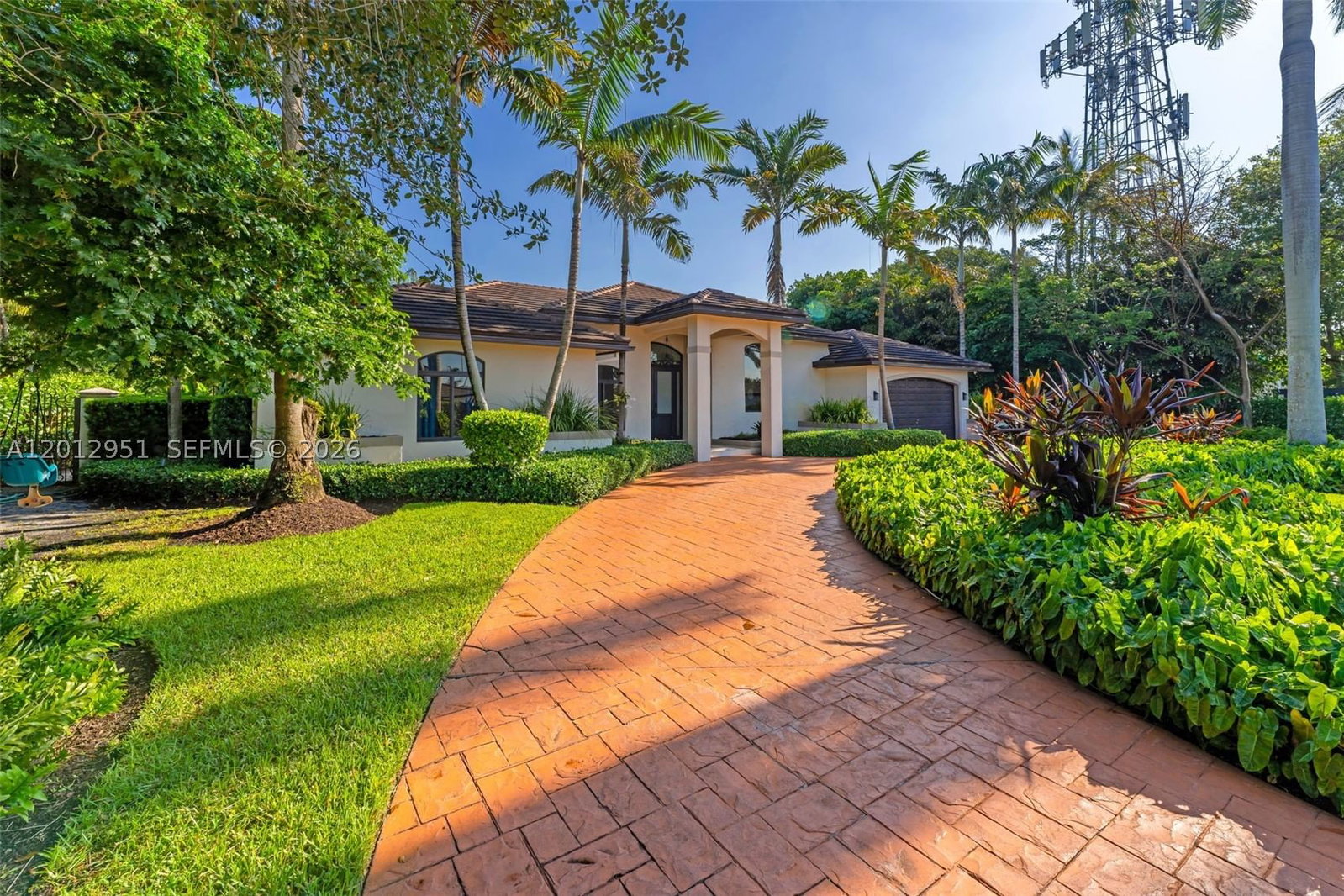 Real estate property located at 12019 77th Ter, Miami-dade, Sharon Estates, Miami, FL