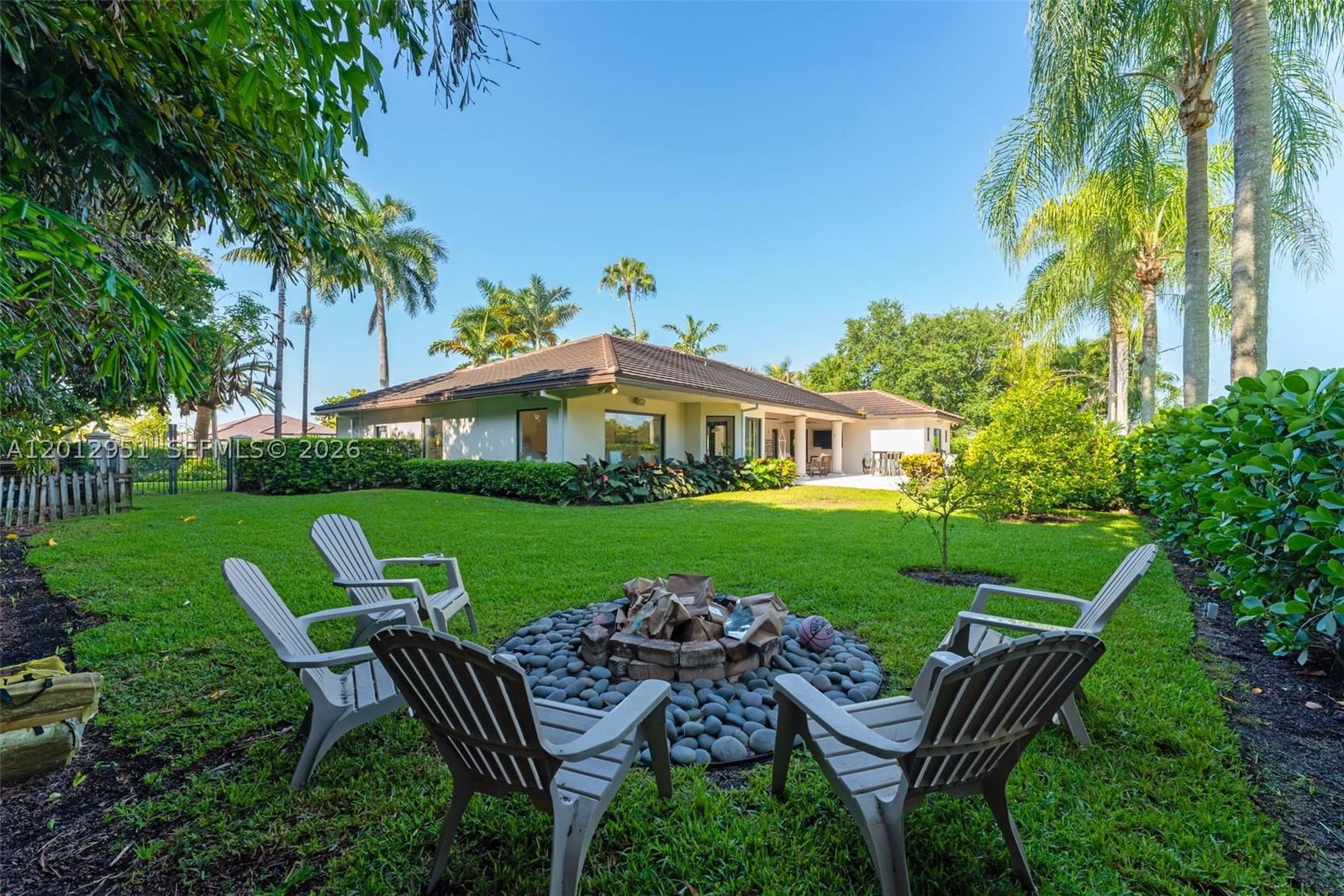 Real estate property located at 12019 77th Ter, Miami-dade, Sharon Estates, Miami, FL