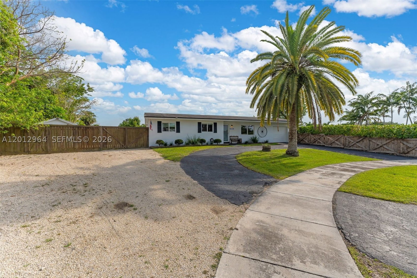 Real estate property located at 16340 276th Ter, Miami-dade, Universal Estates South A, Homestead, FL