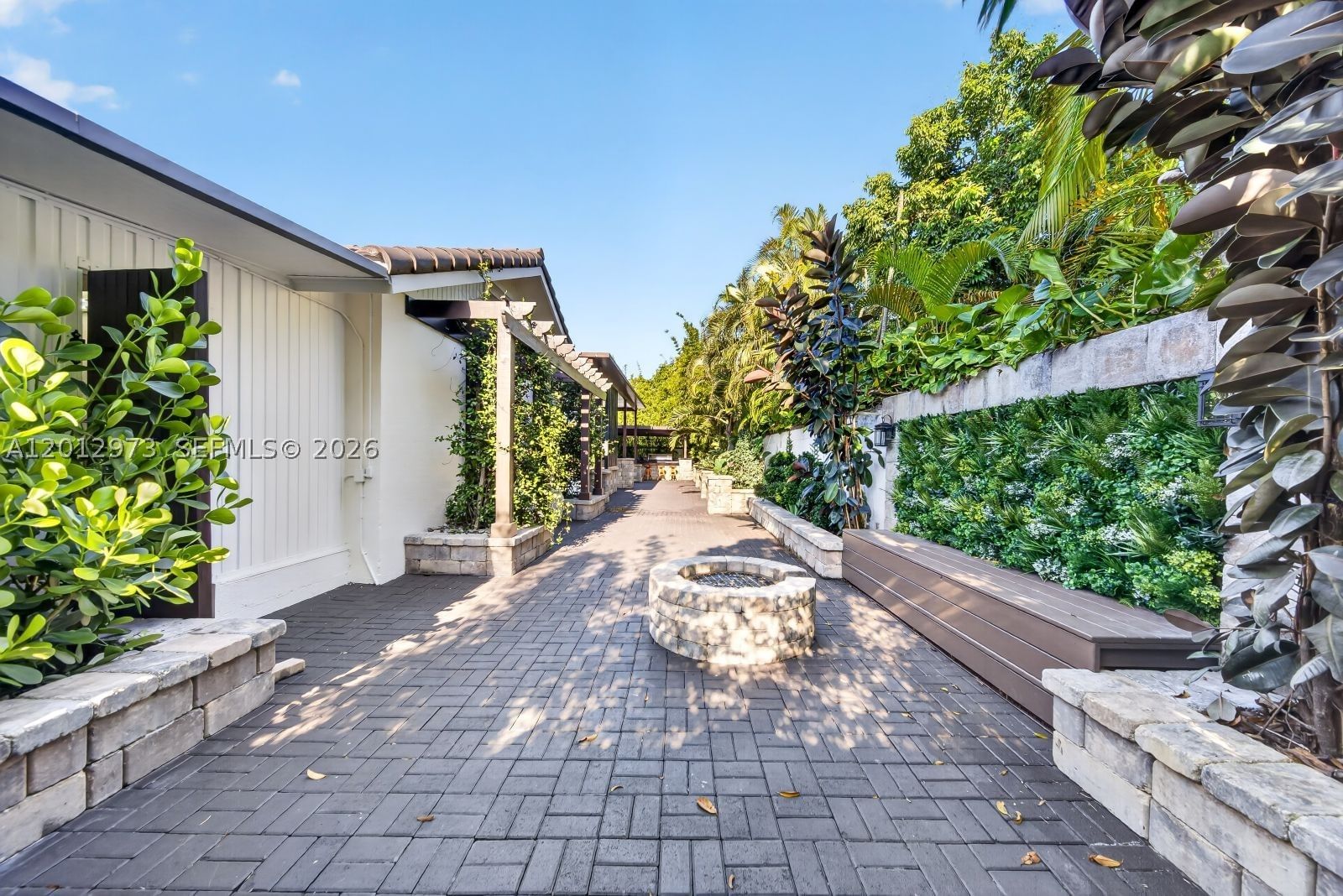 Real estate property located at 10570 56th Ter, Miami-dade, Datorre Sub, Miami, FL